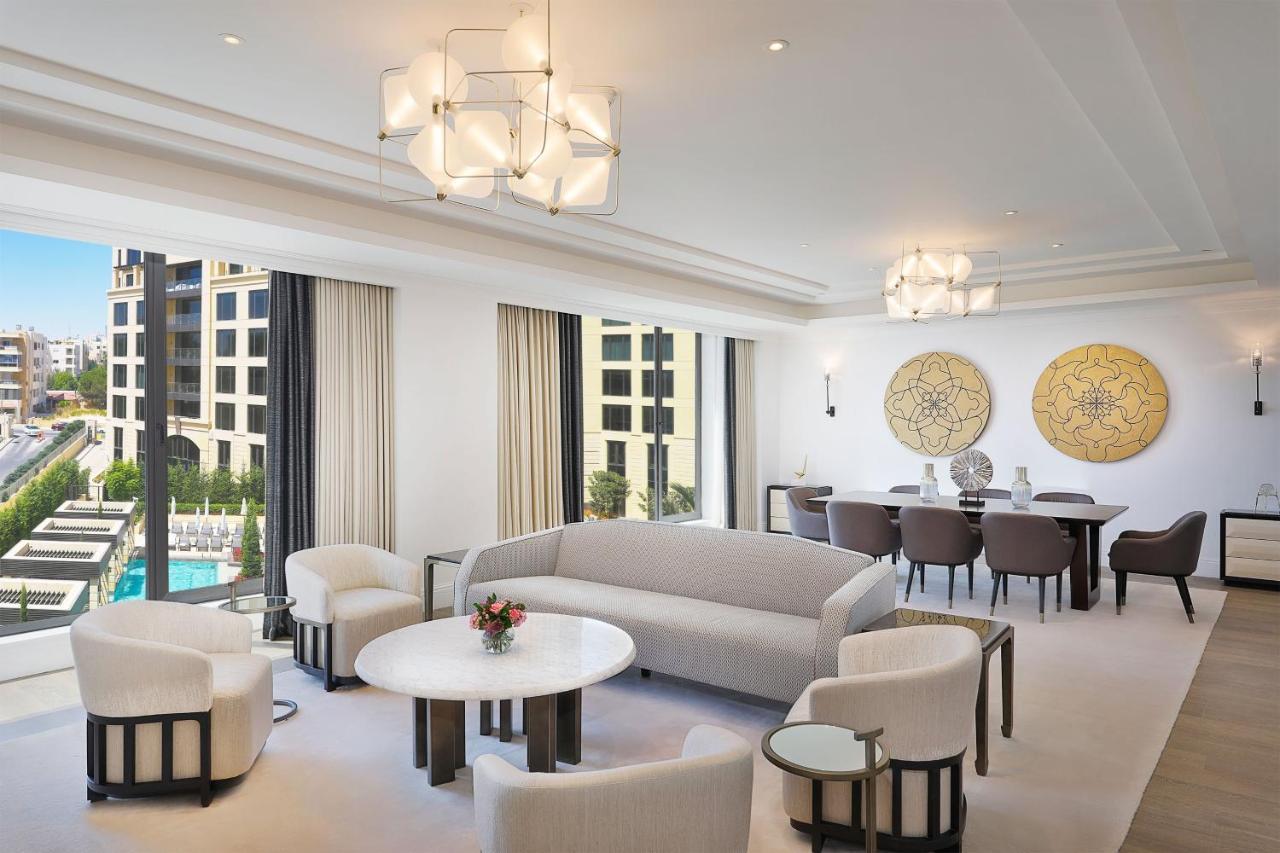 The St. Regis מלון