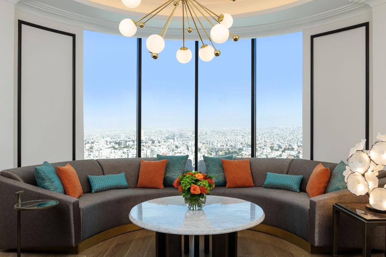 The St. Regis Отель